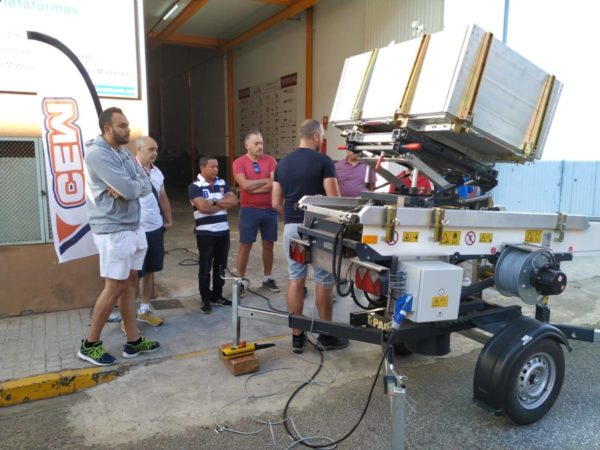 CEM abre dos talleres autorizados en España y participa en días de formación